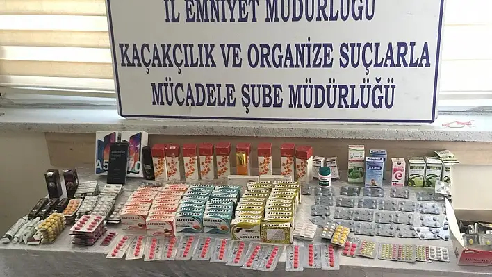 Tuhafiye mağazasında cinsel içerikli hap ele geçirildi