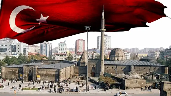 Kayseri Hunat Camii'nde tarihe saygı, şehitlere dua!