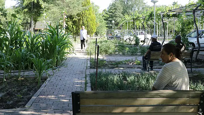 Kayseri Huzurevi sakinleri morali böyle buluyor!