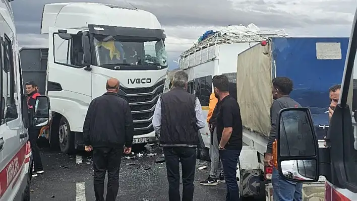 Kayseri-Nevşehir karayolunda kaza: Çok sayıda yaralı var!