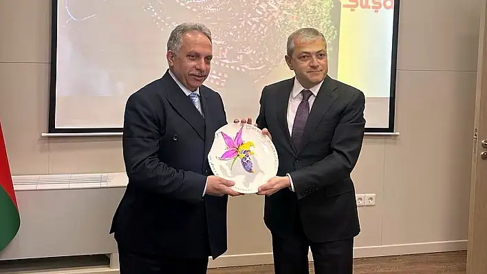 Kayseri'nin kardeş şehrinde Başkan Yalçın'a büyük ilgi!