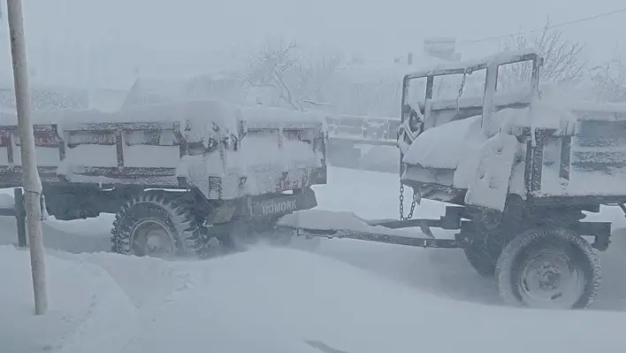 Kayseri'nin o ilçesi yardım bekliyor: Haber alamıyoruz!