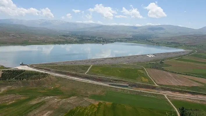 Kayseri'nin o ilçesinde kaçak su iddiası!