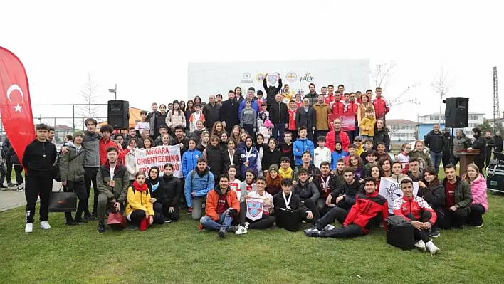 Kayseri oryantiring yarışlarına katıldı!