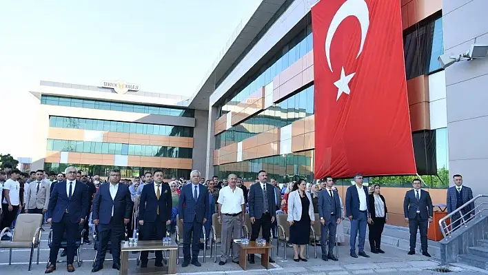 Kayseri OSB Teknik Koleji'nde 2022-2023 Eğitim Yılı, törenle açıldı