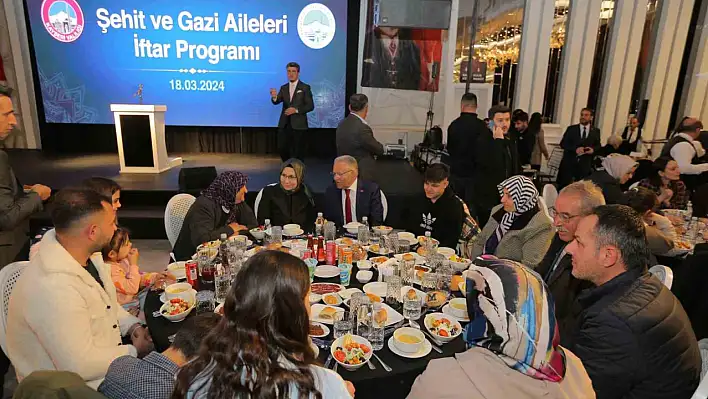 Şehit ve gazi ailelerine özel iftar...