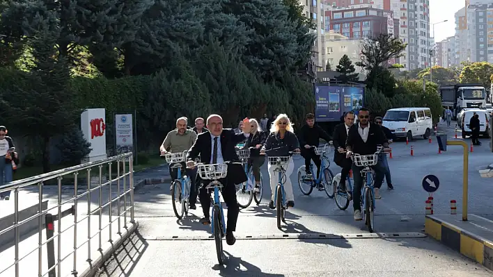 Kayseri Üniversitesi'nden Dünya Araçsız Günü'ne anlamlı etkinlik!