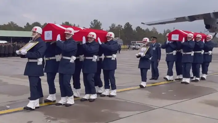 Kayseri yasta… Şehitlerimiz şehre getirildi!