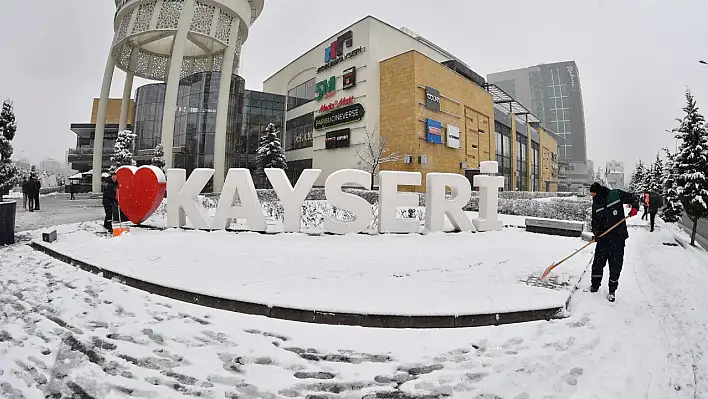 Kayseri'ye kar alarmı: 5 gün sürecek! Bakanlıktan uyarı geldi!