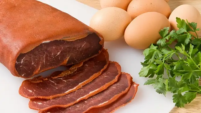 Kayseri yine sahneye çıktı: Pastırmasıyla hazırlanan bir lezzet dünyada İlk 10'da!