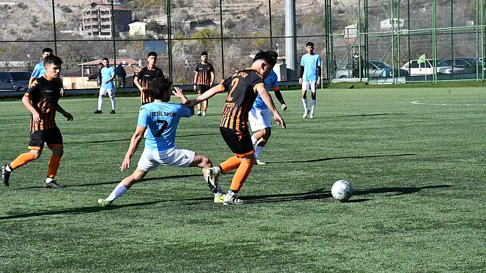 Kayseri Yolspor liderliğini koruyor