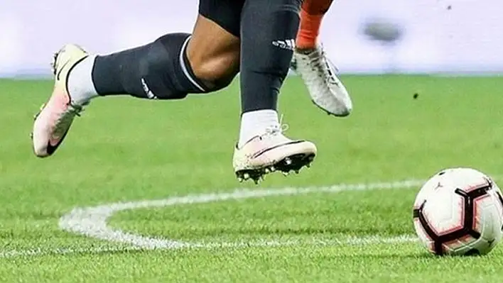 Kayserili futbolcu dünya listelerinde yerini aldı!