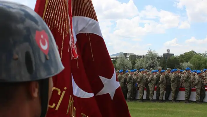 Kayserili gençler bir günlük asker oldu!