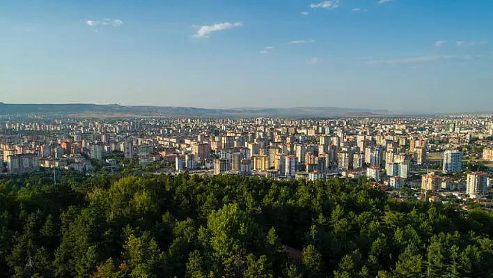 Kayserili gençlerin birçoğu yazın buraya akın ediyor!