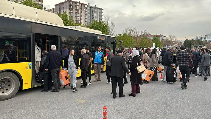 Kayserili hacı adayları Medine'ye uğurlandı