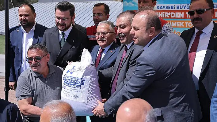 Kayserili üreticilere 11,5 milyon TL'lik 238 ton tohum desteği!