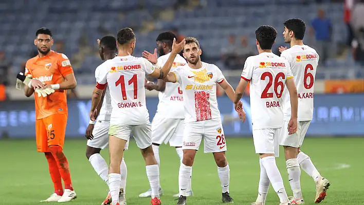 Kayserispor'a yan bakan yanıyor