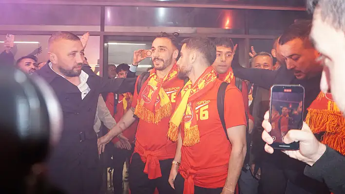 Kayserispor coşkuyla karşılandı!