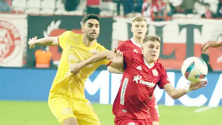 Kayserispor'da Ali Karimi krizi çözüldü mü?