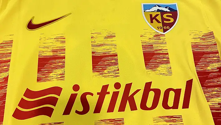 Kayserispor forması kazanmak isteyenler akın etti