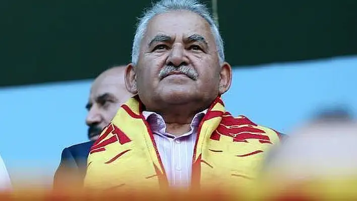 Kayserispor Onursal Başkanı Büyükkılıç'tan Trabzonspor hakemine eleştiri