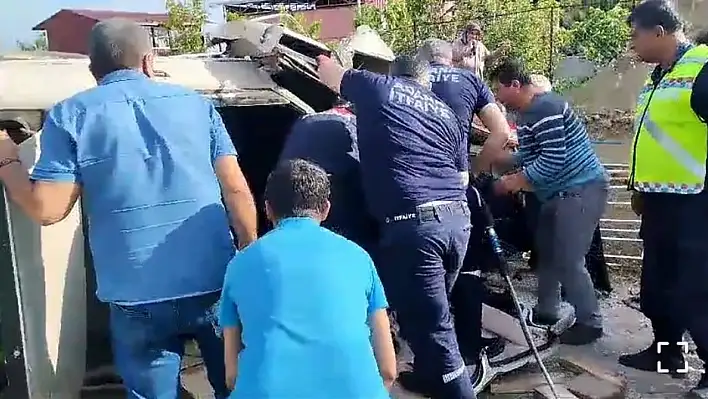 Kozan'da Trafik Kazası Faciası: Yaralı Kadın Hayatını Kaybetti