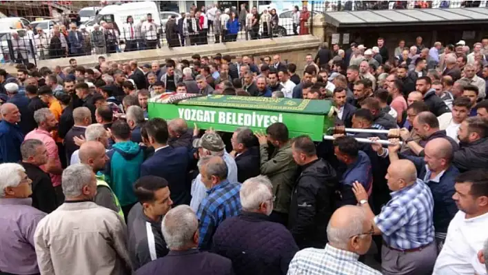 Kazada hayatını kaybeden lise öğrencisi son yolculuğuna uğurlandı