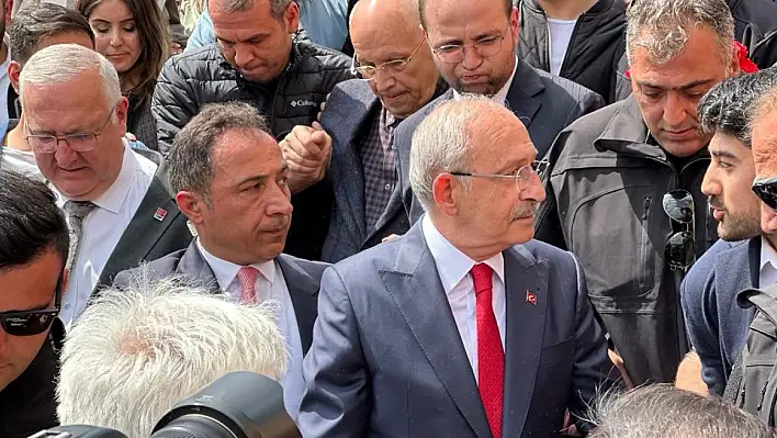 Kılıçdaroğlu'ndan Anıtkabir ziyareti