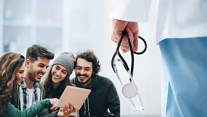 Kimler 25 yaşına kadar ücretsiz sağlık hizmeti alabilecek?