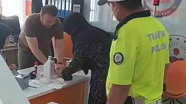 Sınava son dakika geldi, içeri alınmadı