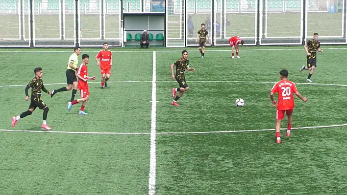 Kıran kırana geçen maç berabere bitti!