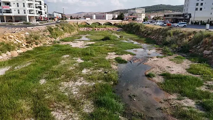 Fadlum Irmağı kuraklıkla savaşıyor