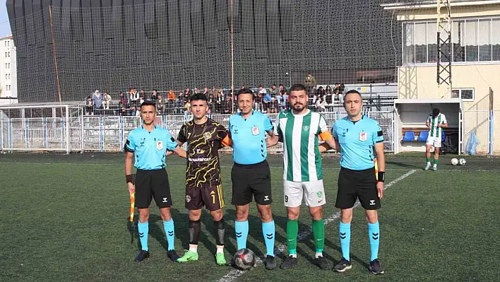 Kocasinan Şimşekspor 1 - Şekerspor: 2