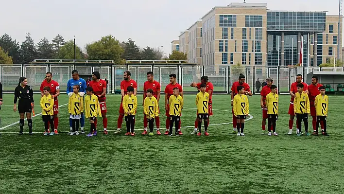 Kocasinan Şimşekspor evinde galibiyeti kaçırdı