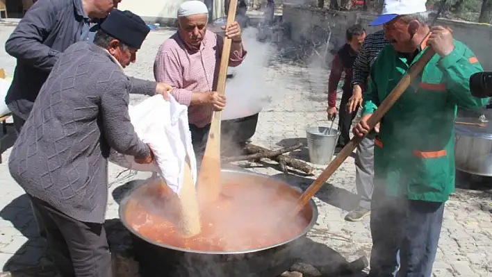 Konya'da yağmur duasına çıktılar!