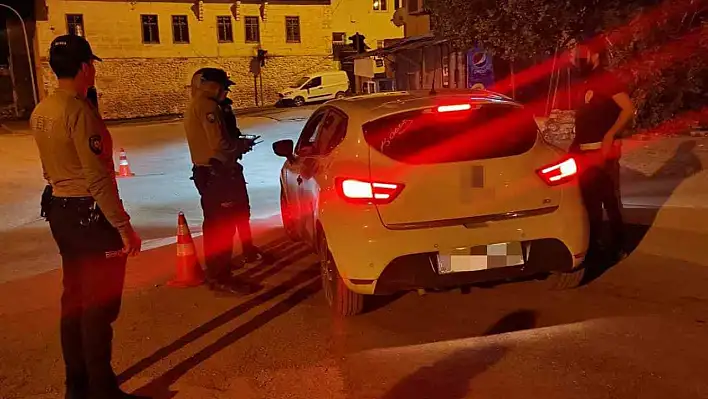 Kozan polisi 1 haftada suçlulara nefes aldırmadı