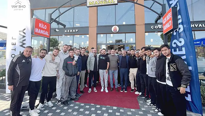 Kralın askerleri Ağrıspor maçı öncesi moral depoladı