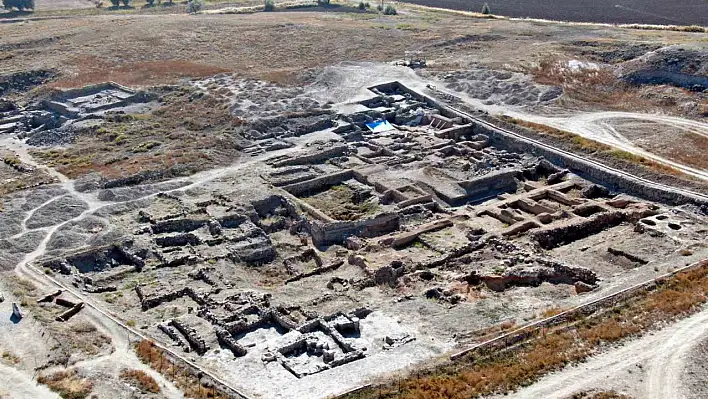 Kültepe'den çıkanlar görenleri şok ediyor!