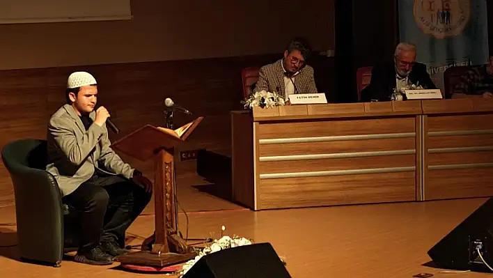 Kur'an-ı Kerim'i başarıyla okuyanlara ödülleri dağıtıldı