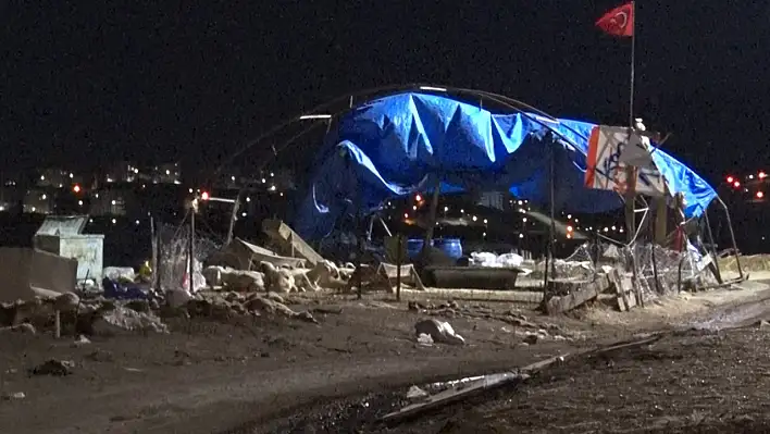Kurban pazarları toplanıyor