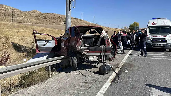LPG tankının yerinden çıktığı kazada 10 kişi yaralandı