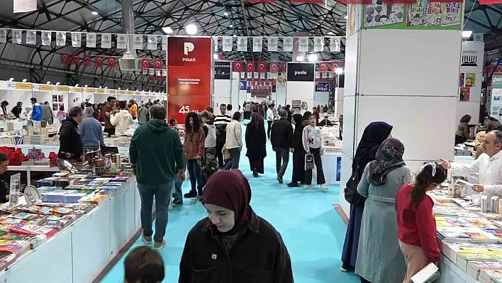 Malatya Kitap Fuarı'na yoğun ilgi