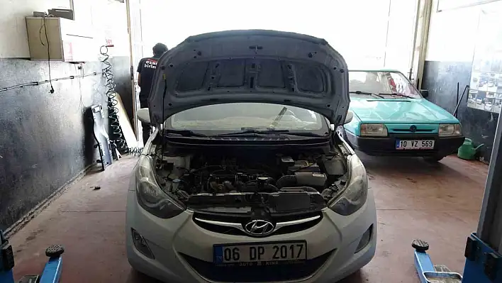 Sağanak yağıştan etkilenen vatandaşlar sanayiye koştu!