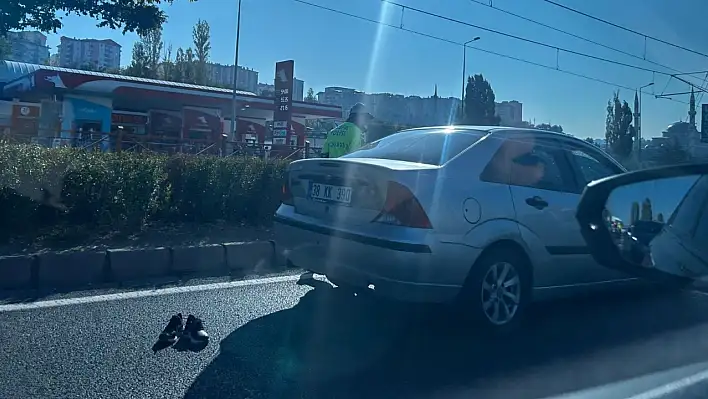 Mazakaland önünde kaza: Araç yayaya çarptı!