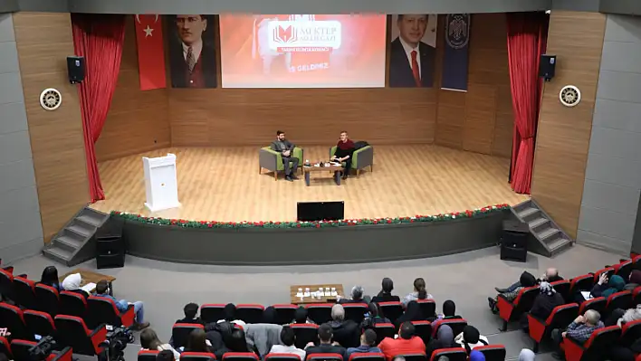 Mektep Melikgazi'de İlk Konferans!