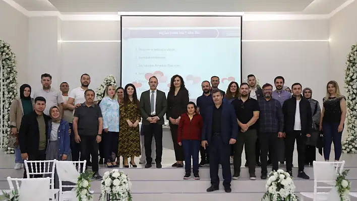 Melikgazi Belediyesi'nden anlamlı seminer: 'Evlilikte İletişim'