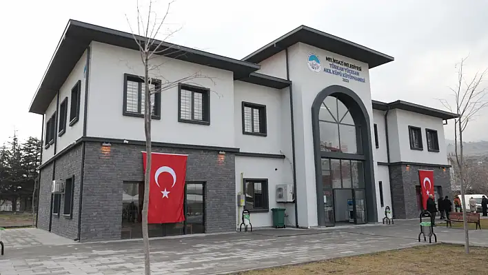 Melikgazi'de Akıl Küpü Kütüphanesi hizmete açıldı