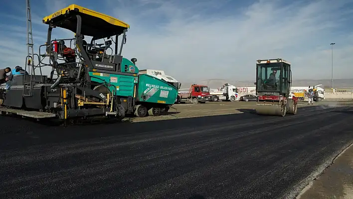 Melikgazi, Yol Çalışmaları Devam Ediyor