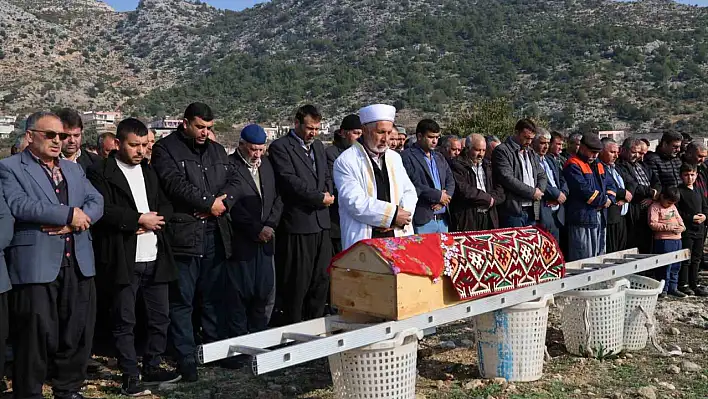 Merdiven, 9 yaşındaki Kemal için musalla taşı oldu