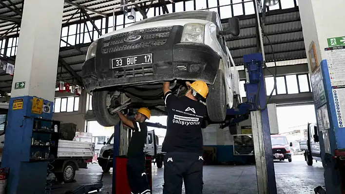 Belediye araçları kendi atölyelerinde onarılıyor